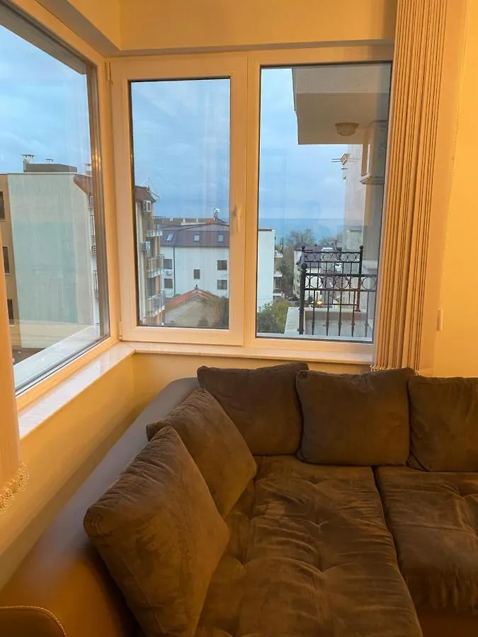 Habitat Sea View Apartment Varna